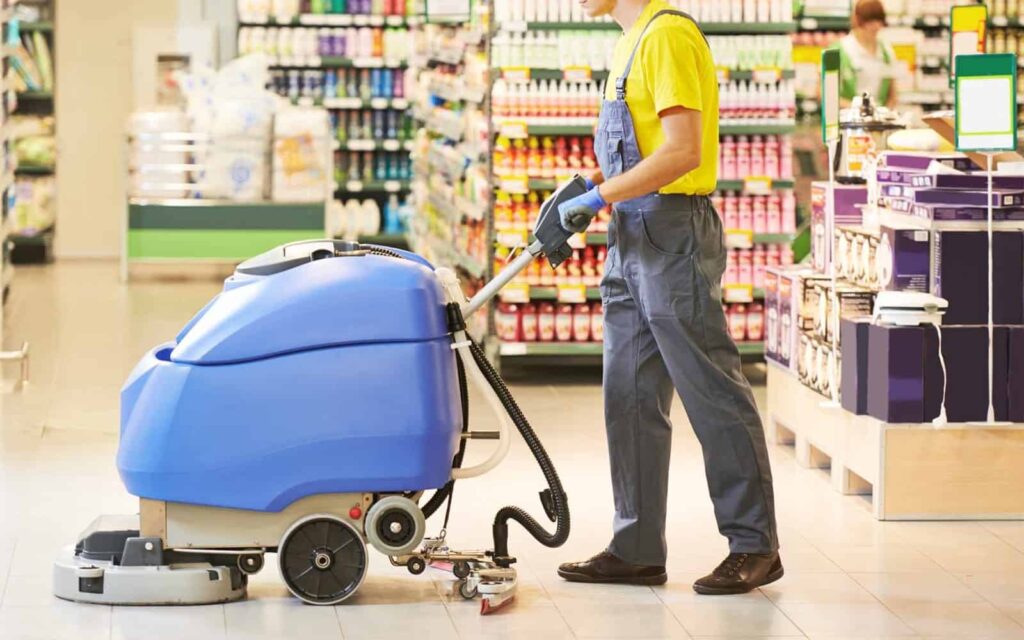 retail store cleaning services